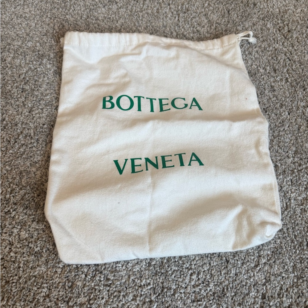 Bottega Veneta Padded Cassette - Picture 12 of 12